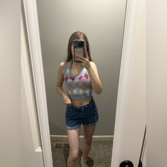 SHEIN Sweater Tank - Picture 1 of 2